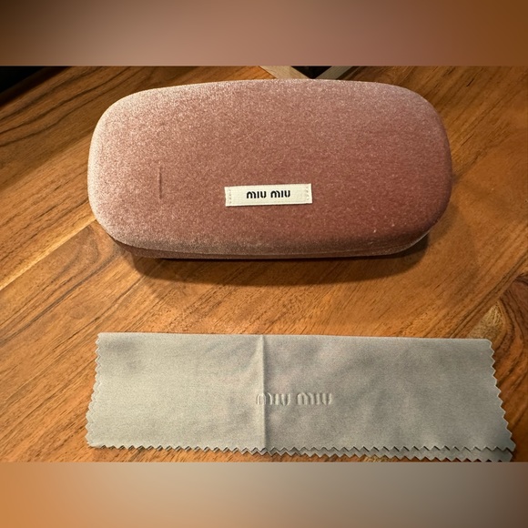 Trade only!! MIU MIU Camel Butterfly shape Sunglasses MUOYS/4BW2Z1/51 - Picture 10 of 16